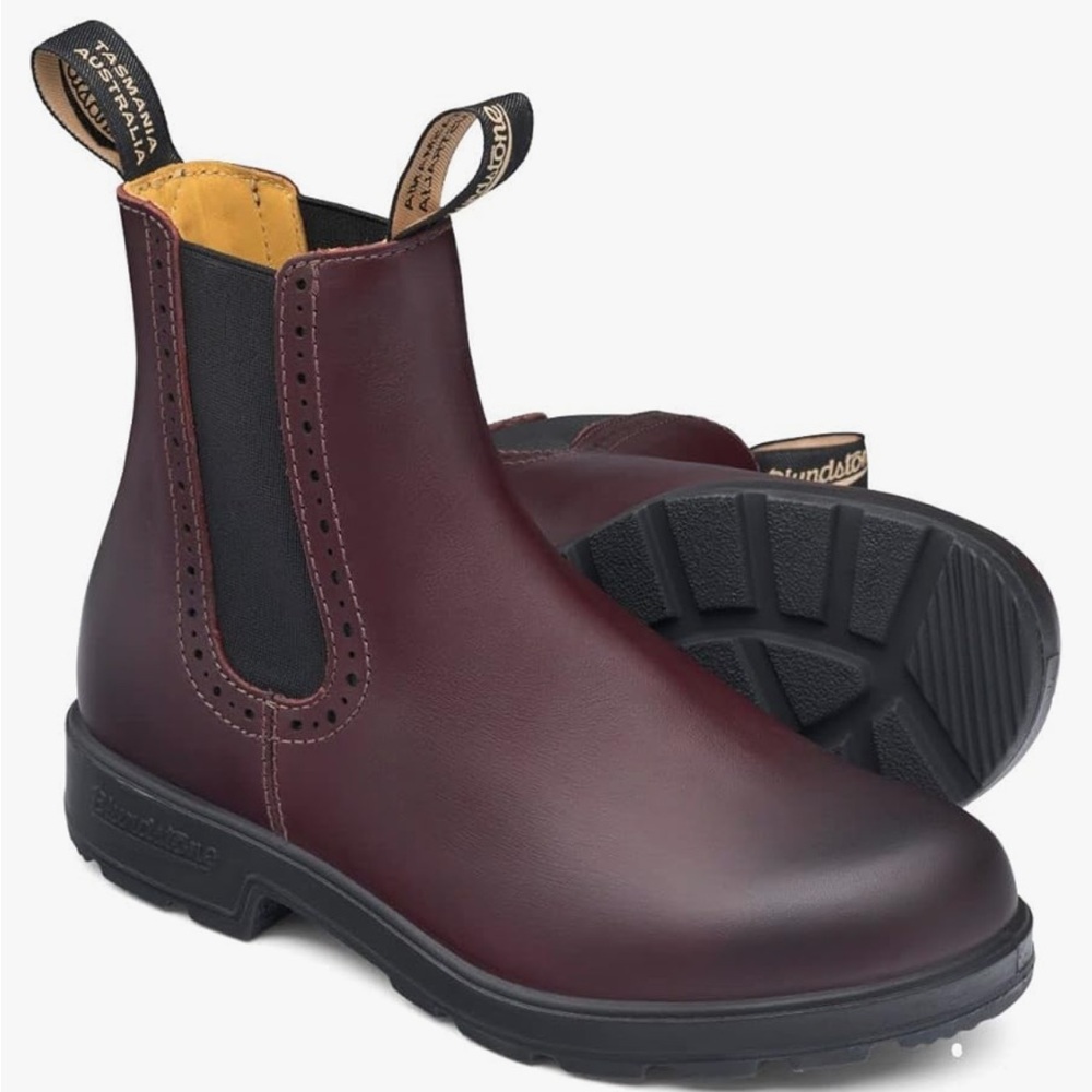 Women’s Blundstone Boots, Original 1352 Hi Top Chelsea Boots, Shiraz, Blundstone